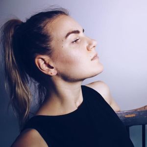 Meet your Posher, Claire